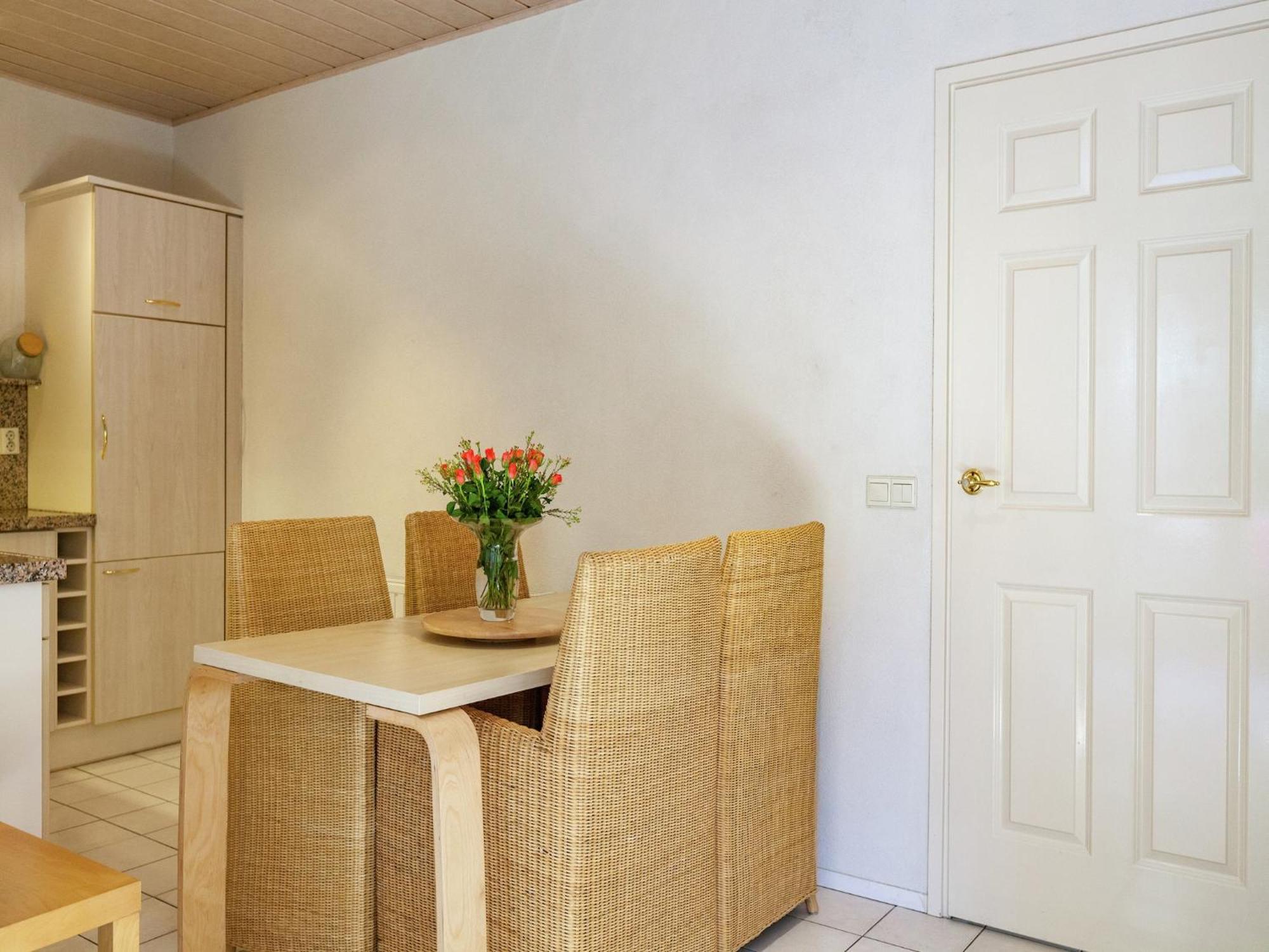 Quaint Apartment In Oostkapelle Zealand With Terrace Экстерьер фото